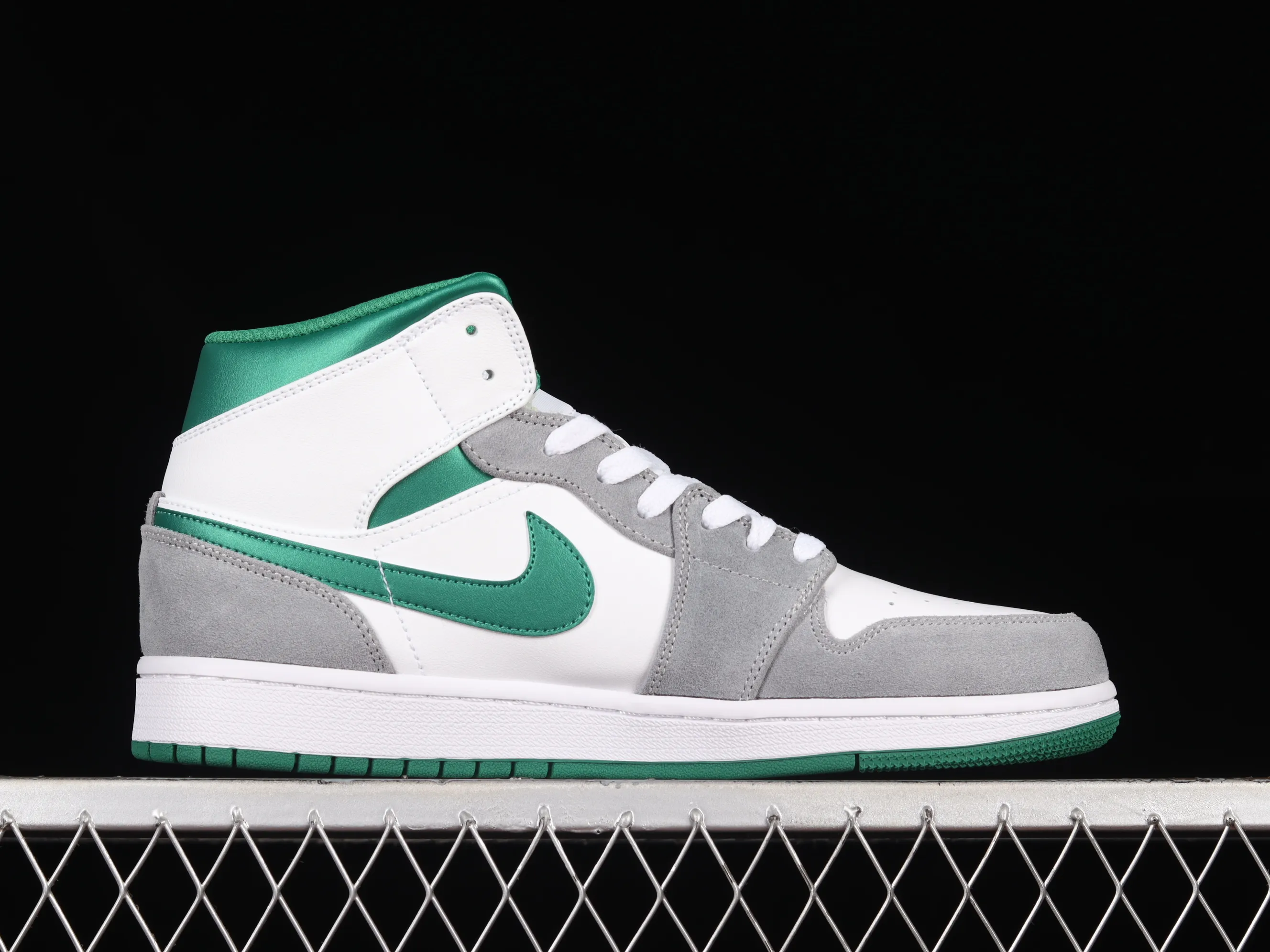 All categories Air Jordan Jordan series basketball shoes Air Jordan 1 Mid Air Jordan 1 Mid AJ1 Joe 1 white gray green mid-top basketball shoes DC7294-103